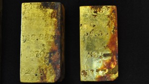 gold-bars in the hold of the SS Central America, at the bottom of the ocean.