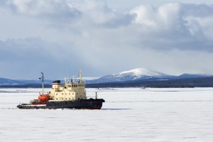Arctic pathmaker